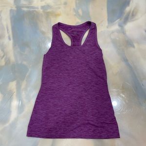 Hyba Violet tank top